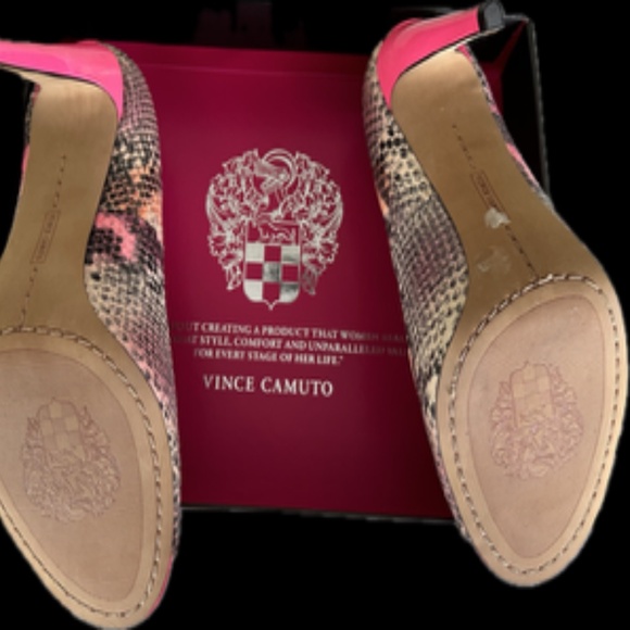 Vince Camuto Designer Leather 4"heal Open toe shoes hot pink size 7.5 - Picture 9 of 11
